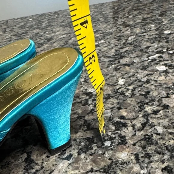 Vogue Turquoise and Gold Embellished Heels EUC 39 - Picture 8 of 16